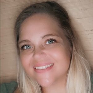 Meet your Posher, Teresa